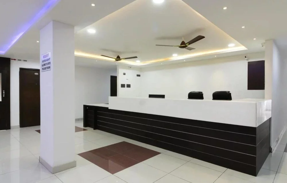 Best Places to Eat Near Hyderabad Hotels